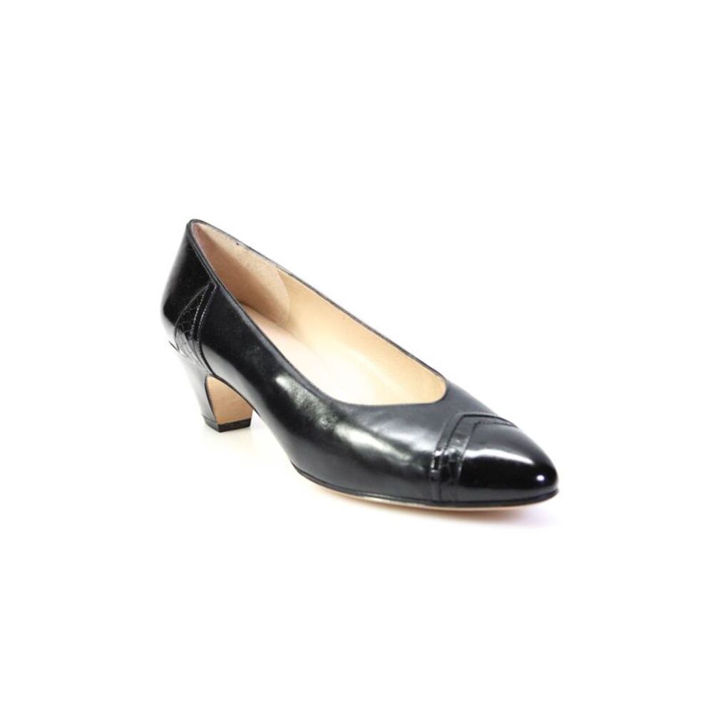 Salvatore Ferragamo Women's Leather Snakeskin Print Trim Pumps Black Size 10